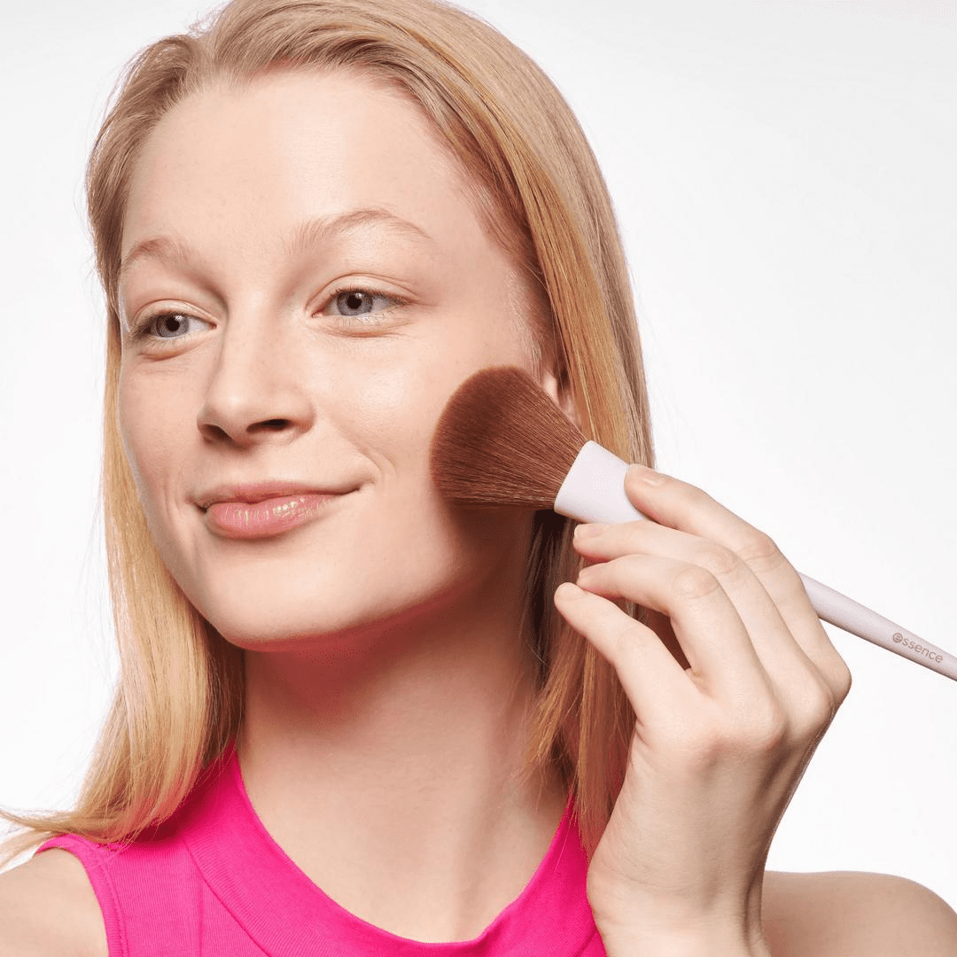 Essence Powdered Perfection Powder Brush - Imagen 4