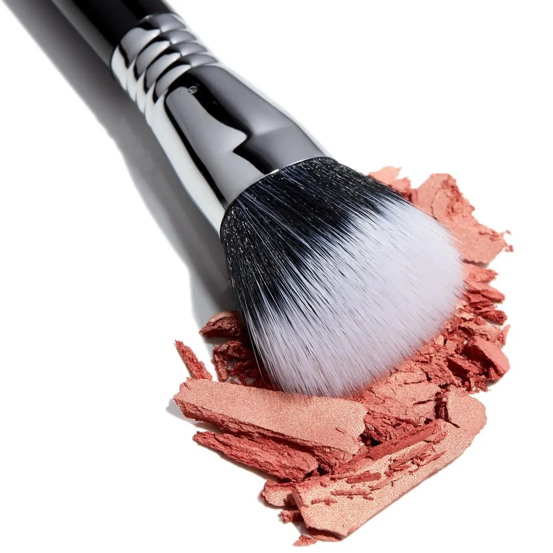 Sigma Beauty F53 Air Contour/Blush Brush - Imagen 3