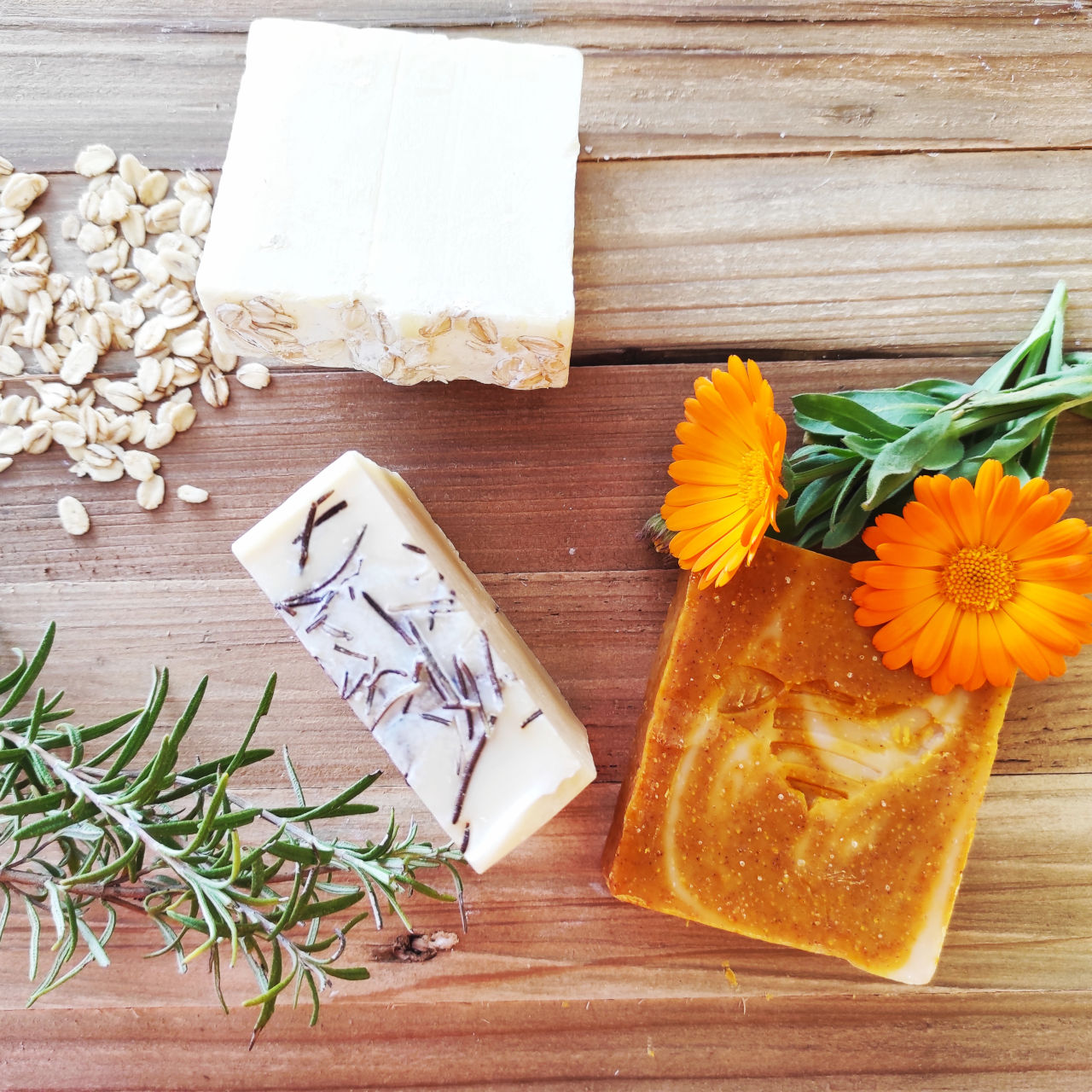 “Caléndula” FACE AND BODY SOAP - Imagen 6